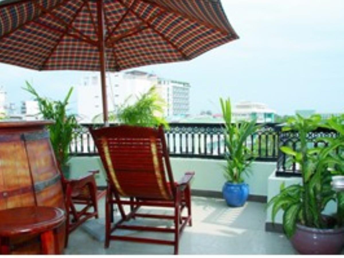 La Suisse Hotel Nha Trang Esterno foto