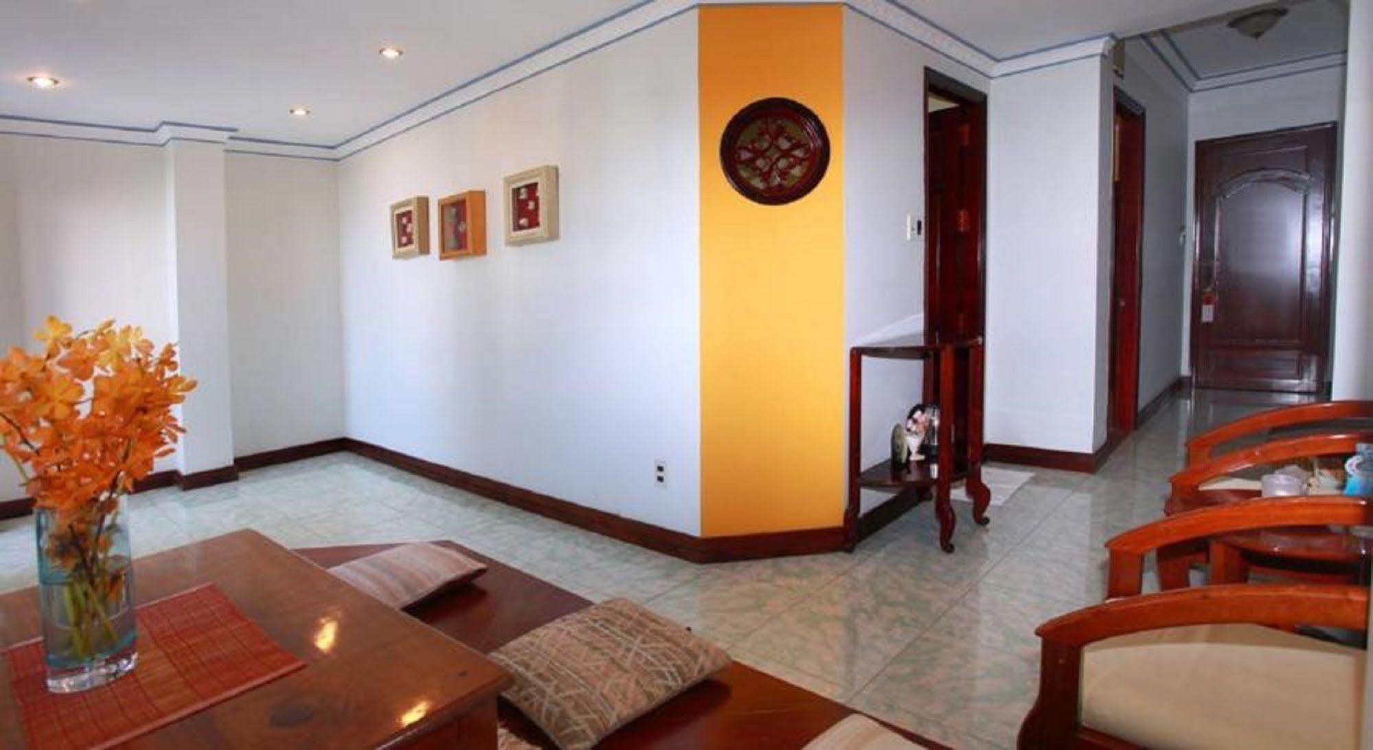 La Suisse Hotel Nha Trang Esterno foto