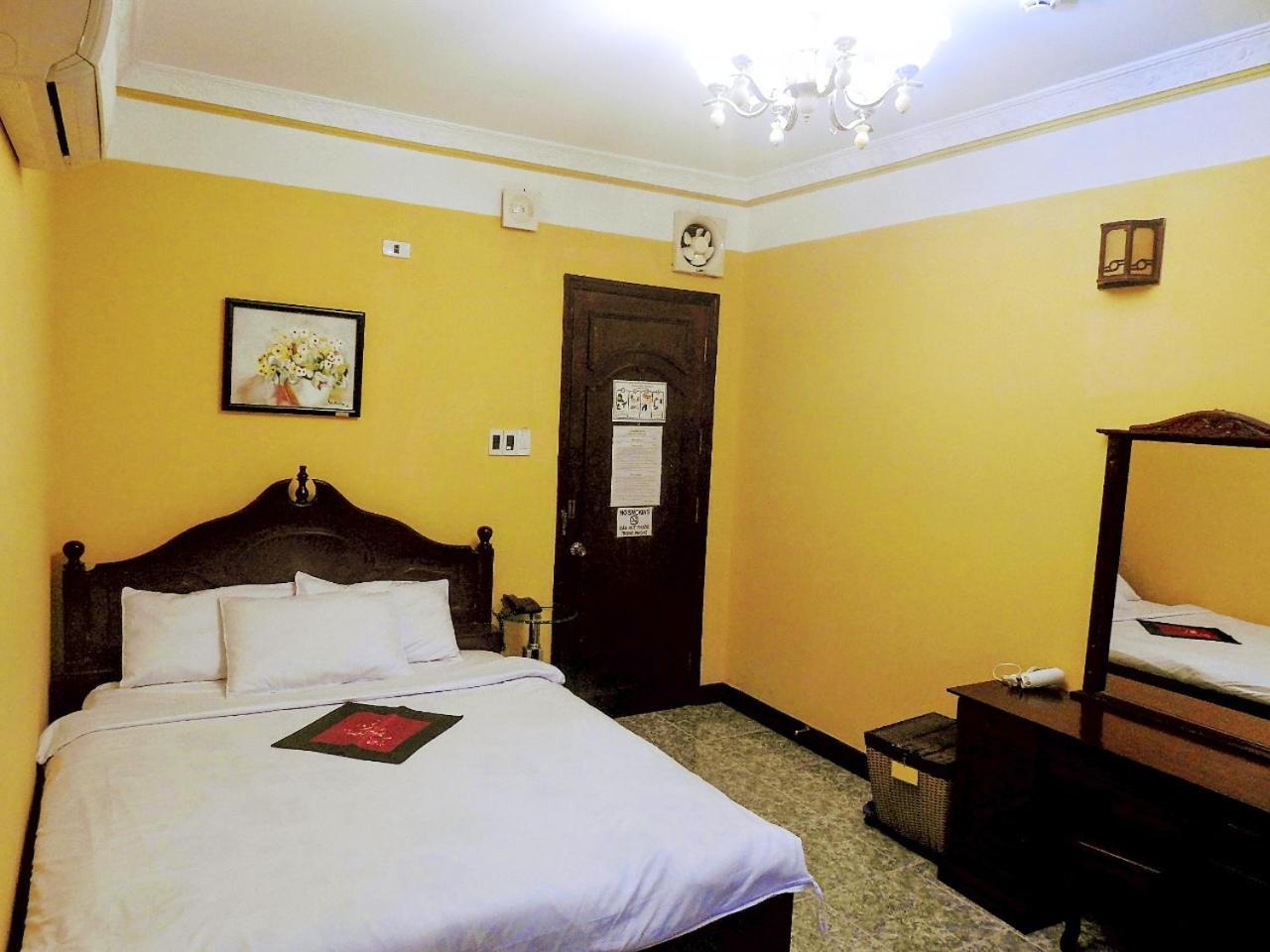 La Suisse Hotel Nha Trang Esterno foto