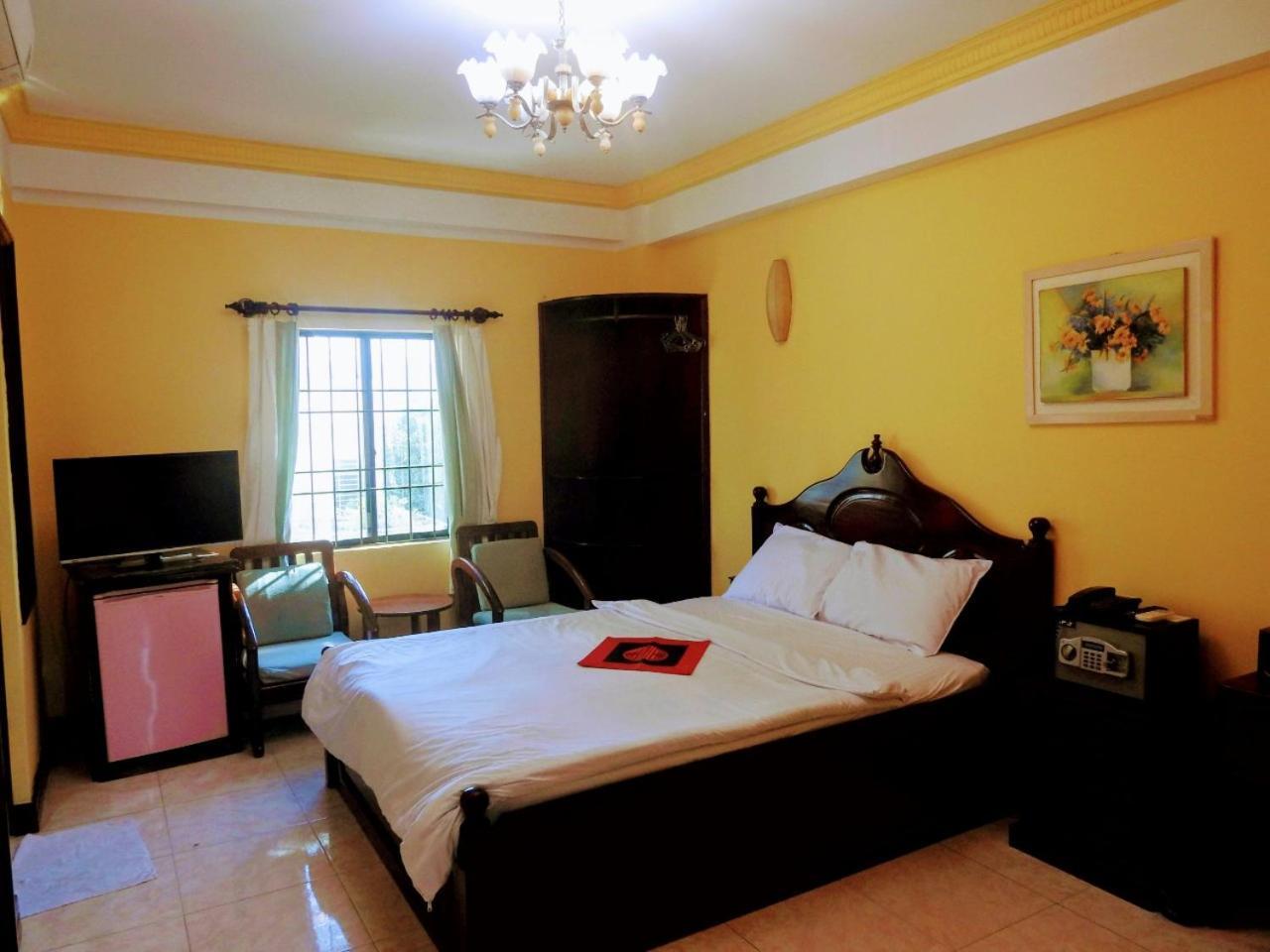 La Suisse Hotel Nha Trang Esterno foto